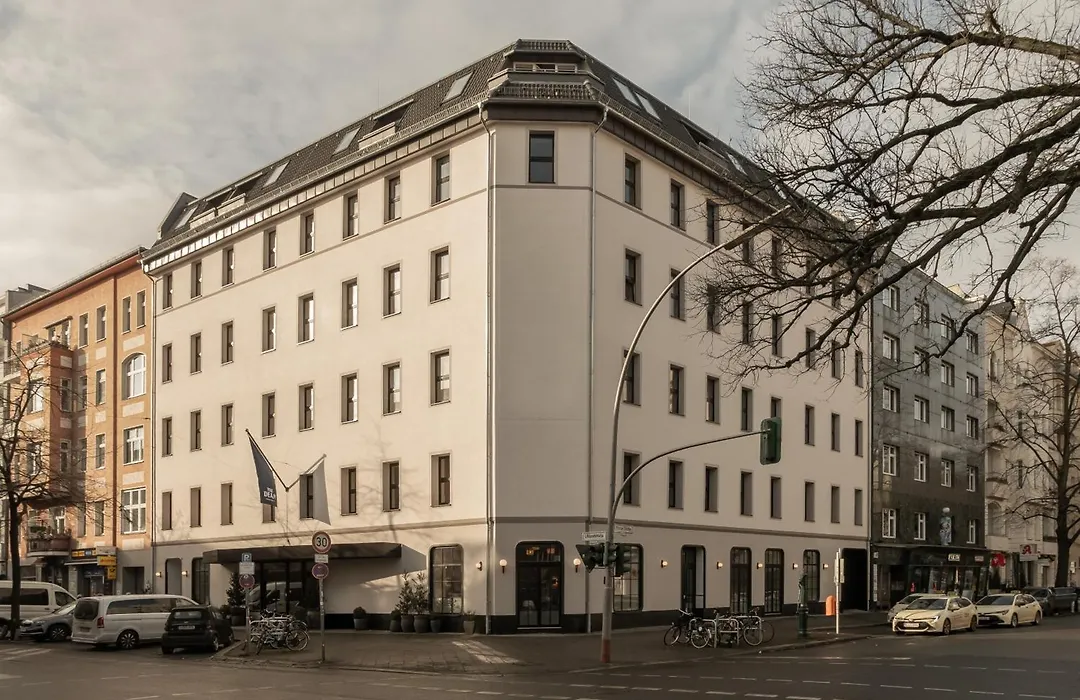 The Dean Berlin-1